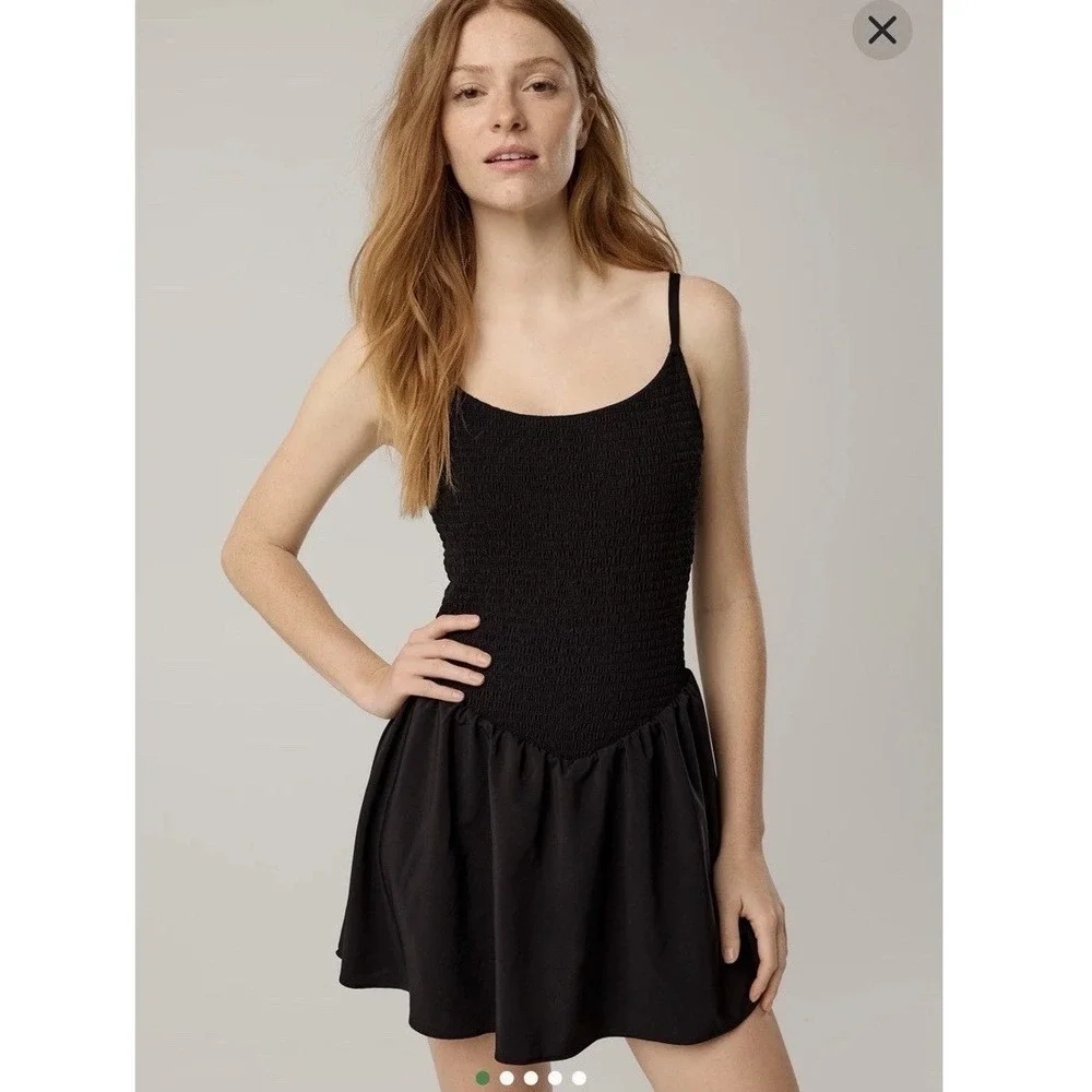 Offline By Aerie Real Me Smocked Athletic Flowy Dress Sz Small Shorts Pickleball
